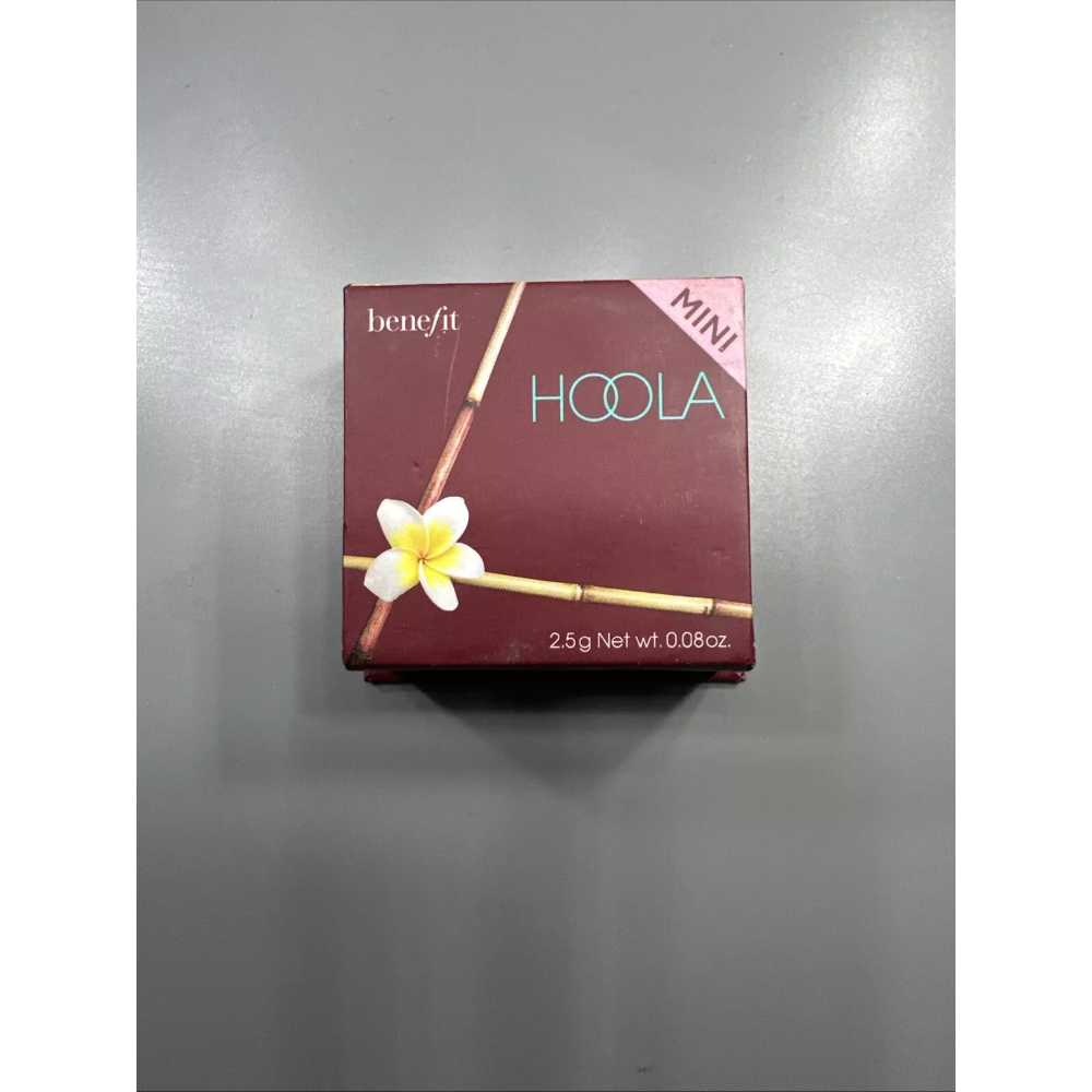 Benefit Hoola Matte Bronzing Powder