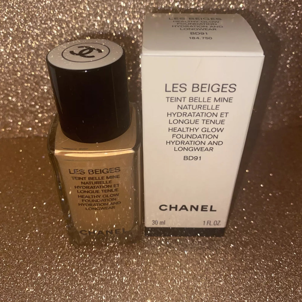 Chanel Les Beiges Healthy Glow Foundation