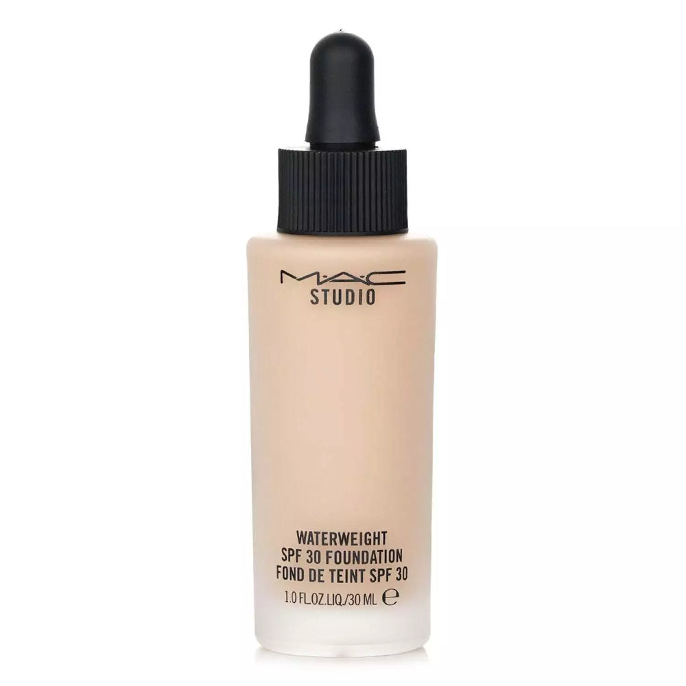 MAC Studio Waterweight Foundation SPF30